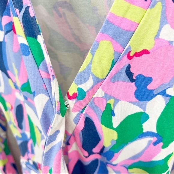Lilly Pulitzer Tiki Wrap Romper Havin A Blast Purple Floral XXS - Picture 4 of 12
